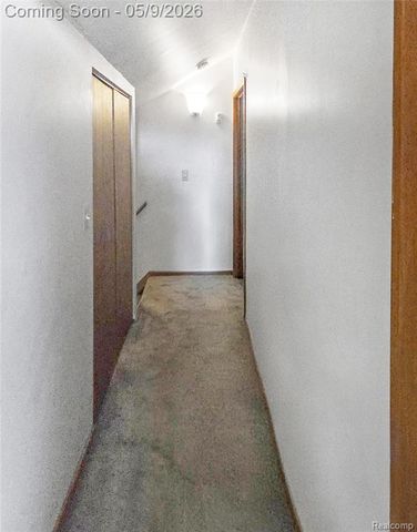 22449 Marine Avenue, Eastpointe, MI 48021