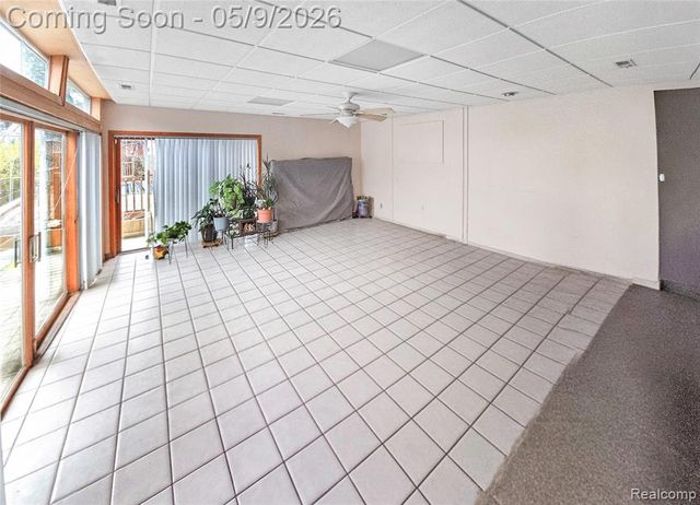 22449 Marine Avenue, Eastpointe, MI 48021
