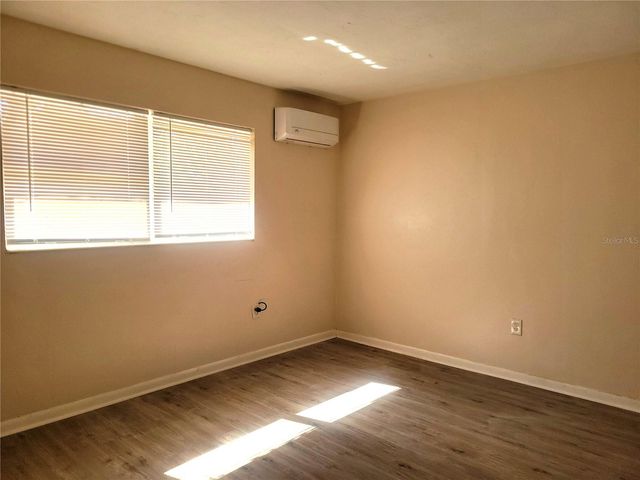 1408 NE 15TH PLACE, Ocala, FL 34470