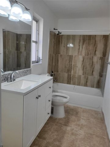 1408 NE 15TH PLACE, Ocala, FL 34470