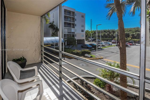 2821 N Miami Beach Boulevard 2K, North Miami Beach, FL 33160