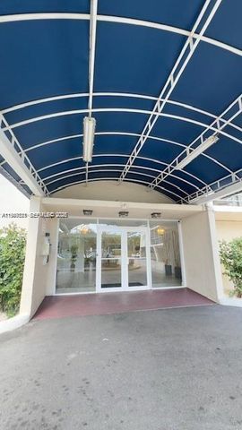 2821 N Miami Beach Boulevard 2K, North Miami Beach, FL 33160
