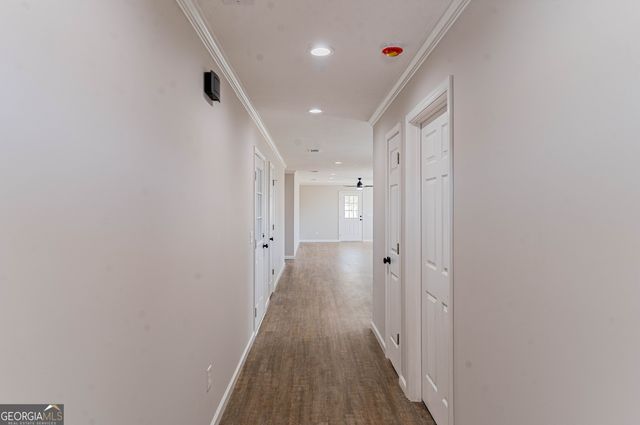 227 Twinn Lakes Drive, Baxley, GA 31513