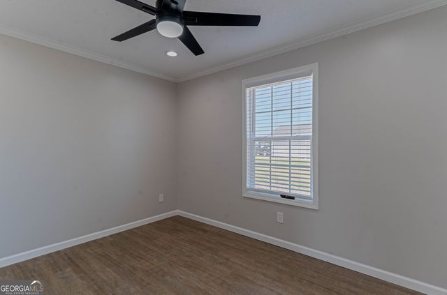 227 Twinn Lakes Drive, Baxley, GA 31513