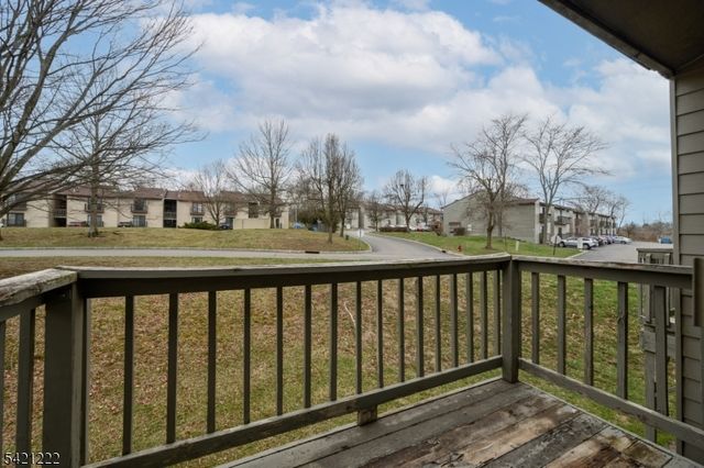 1614 Spruce Hills Dr, Glen Gardner Boro, NJ 08826