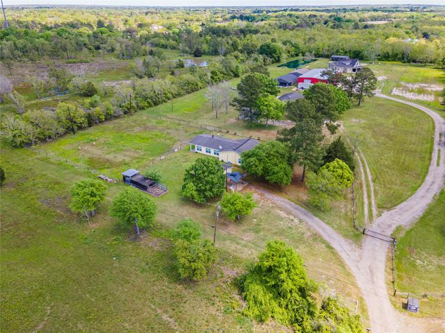 5383 Wilson Avenue, Alvin, TX 77511
