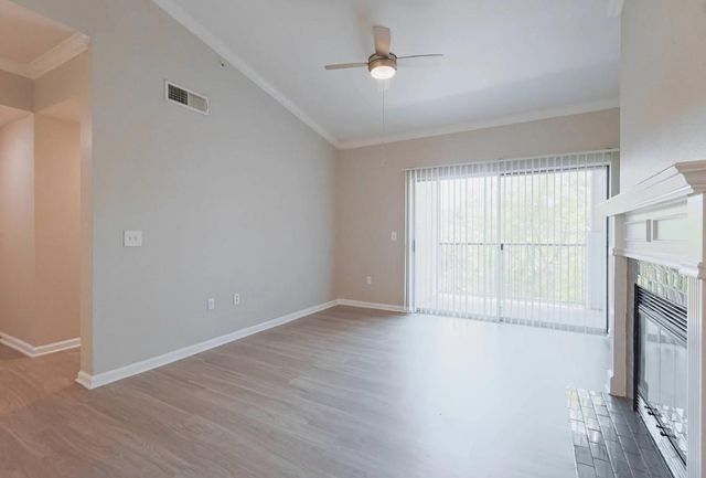 10505 S I-35 Frontage RD 1737, Austin, TX 78747