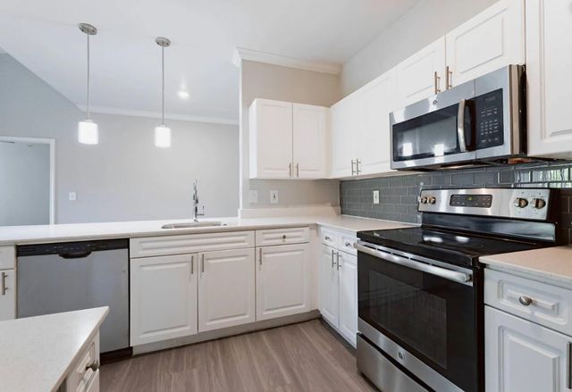 10505 S I-35 Frontage RD 1737, Austin, TX 78747