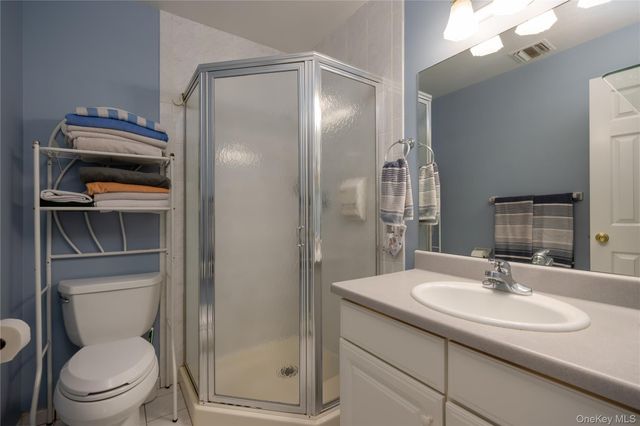 1 Alexa Court, Pearl River, NY 10965
