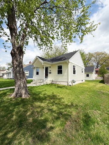2407 Warren Street, Davenport, IA 52804