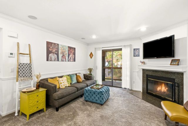 12015 Alta Carmel Ct 302, San Diego, CA 92128