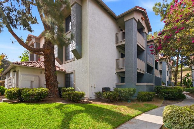 12015 Alta Carmel Ct 302, San Diego, CA 92128