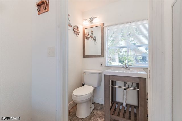 5216 Pineland Daisy TRL, Fort Myers, FL 33905