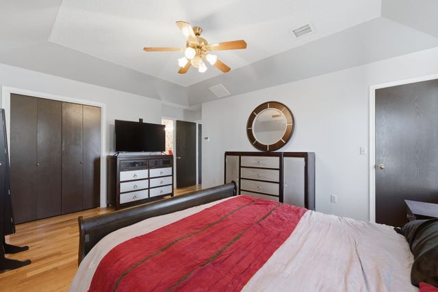 127 S Springwood, Derby, KS 67037