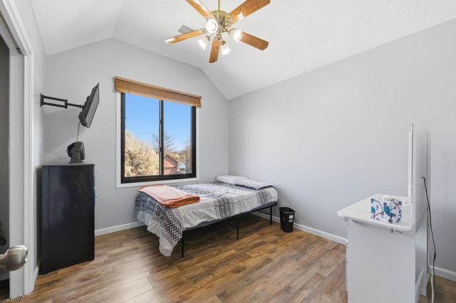 127 S Springwood, Derby, KS 67037