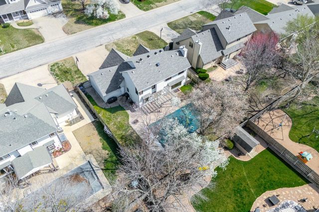 127 S Springwood, Derby, KS 67037