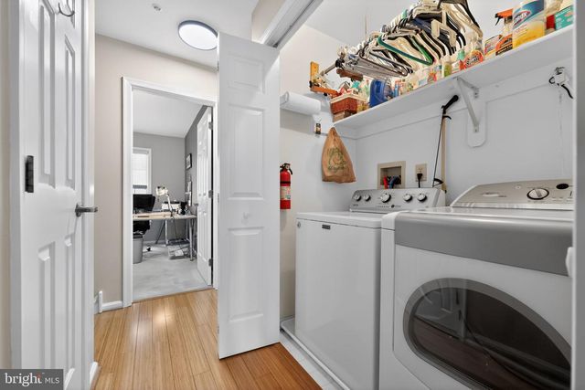 17 BUTTONWOOD DR, Exton, PA 19341