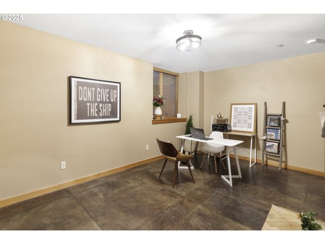 5115 S CORBETT Ave H, Portland, OR 97239