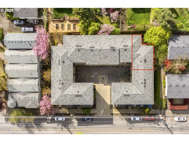 5115 S CORBETT Ave H, Portland, OR 97239