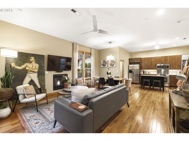 5115 S CORBETT Ave H, Portland, OR 97239