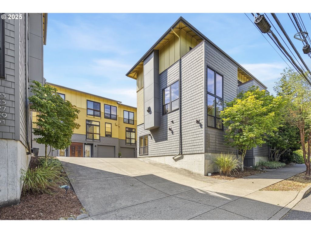 5115 S CORBETT Ave H, Portland, OR 97239
