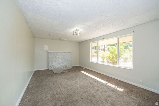 3257 N 400 W, Pleasant View, UT 84414