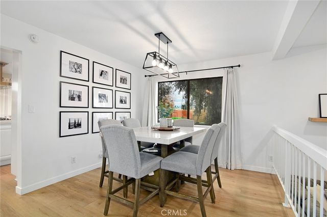 18741 Hatteras Street 1, Tarzana, CA 91356