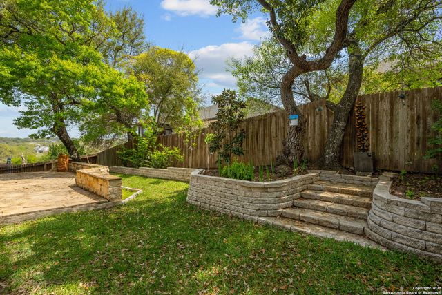 8614 Monterey Falls, Boerne, TX 78015