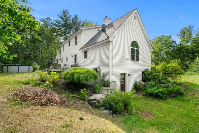 137 Hearthside Drive, Barrington, NH 03825