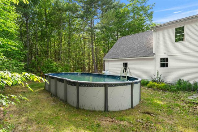 137 Hearthside Drive, Barrington, NH 03825