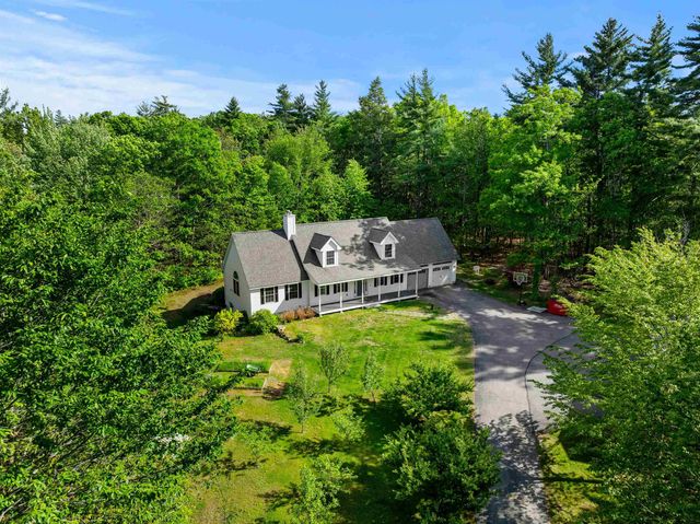 137 Hearthside Drive, Barrington, NH 03825