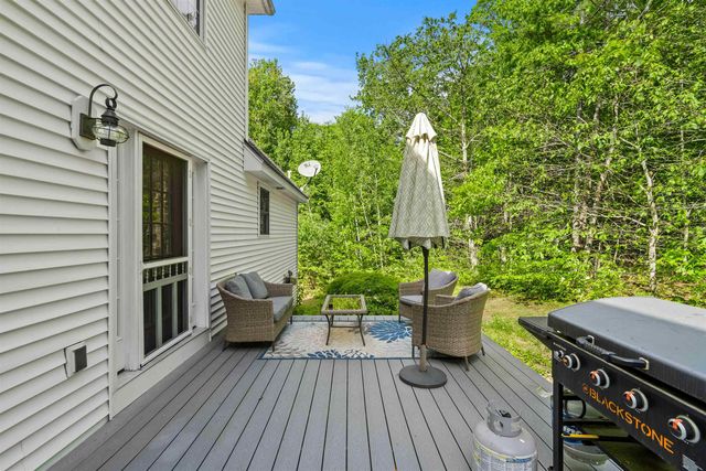 137 Hearthside Drive, Barrington, NH 03825