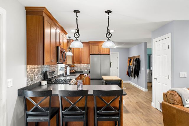 137 Hearthside Drive, Barrington, NH 03825