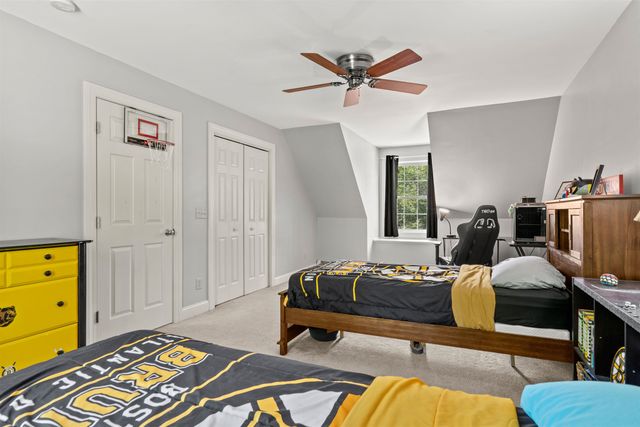137 Hearthside Drive, Barrington, NH 03825