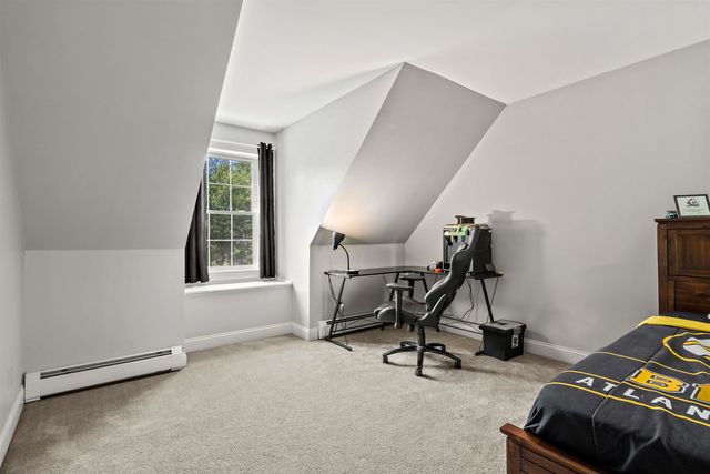 137 Hearthside Drive, Barrington, NH 03825