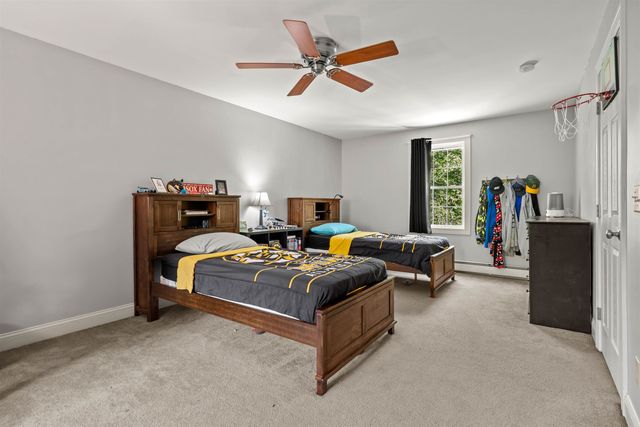 137 Hearthside Drive, Barrington, NH 03825
