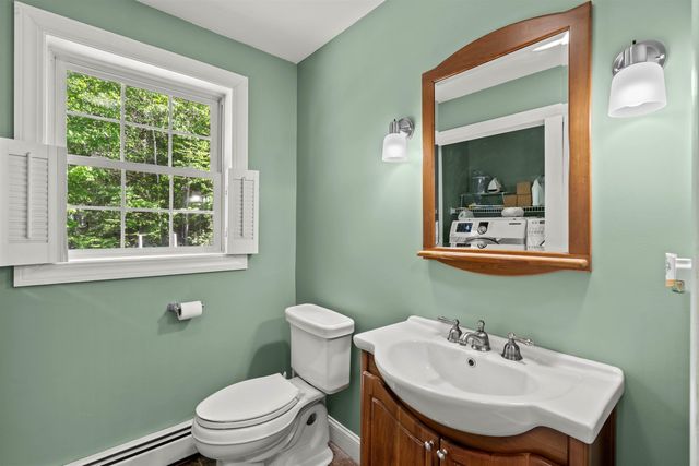 137 Hearthside Drive, Barrington, NH 03825