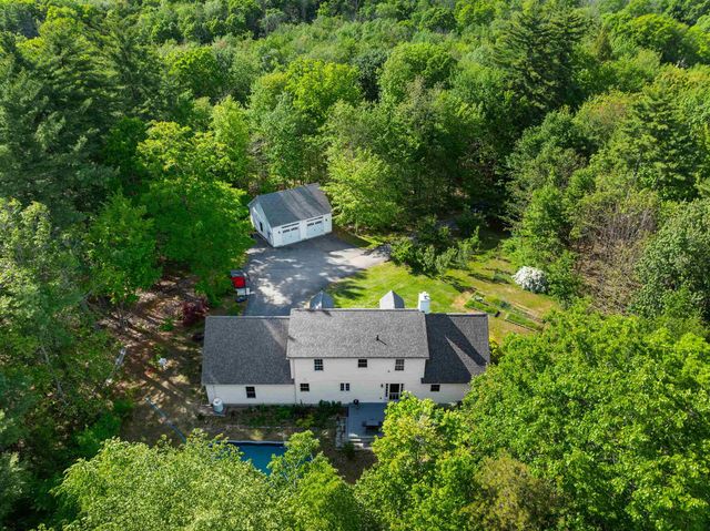 137 Hearthside Drive, Barrington, NH 03825