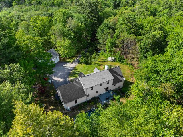 137 Hearthside Drive, Barrington, NH 03825