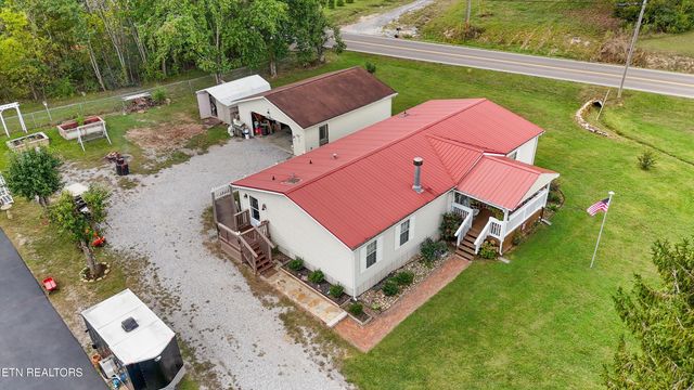 1476 Martha Dandridge Circle, Dandridge, TN 37725