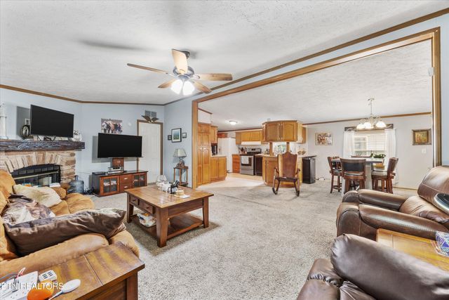 1476 Martha Dandridge Circle, Dandridge, TN 37725