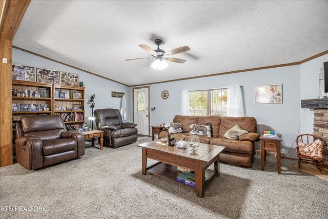 1476 Martha Dandridge Circle, Dandridge, TN 37725