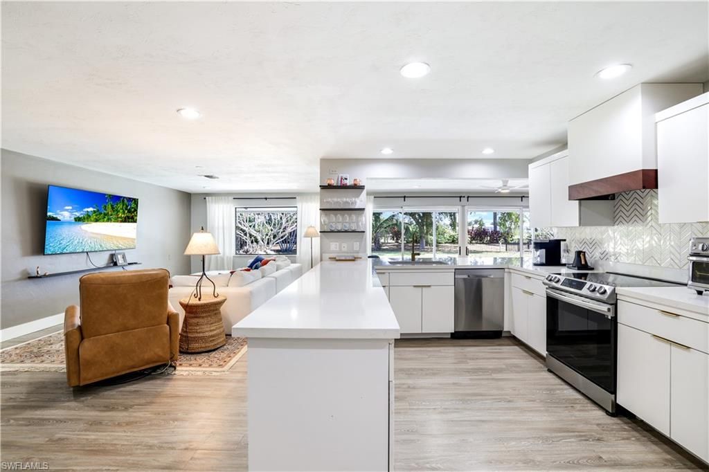 233 Shadowridge CT, MARCO ISLAND, FL 34145 — photo 4