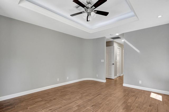 1097 Egret Circle N, Jupiter, FL 33458
