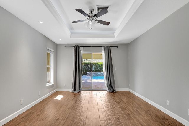 1097 Egret Circle N, Jupiter, FL 33458