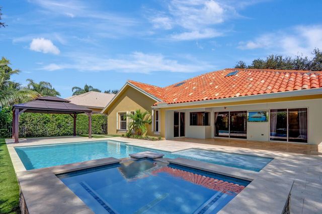 1097 Egret Circle N, Jupiter, FL 33458