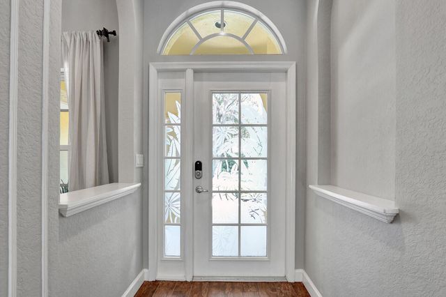 1097 Egret Circle N, Jupiter, FL 33458