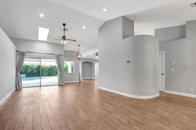 1097 Egret Circle N, Jupiter, FL 33458