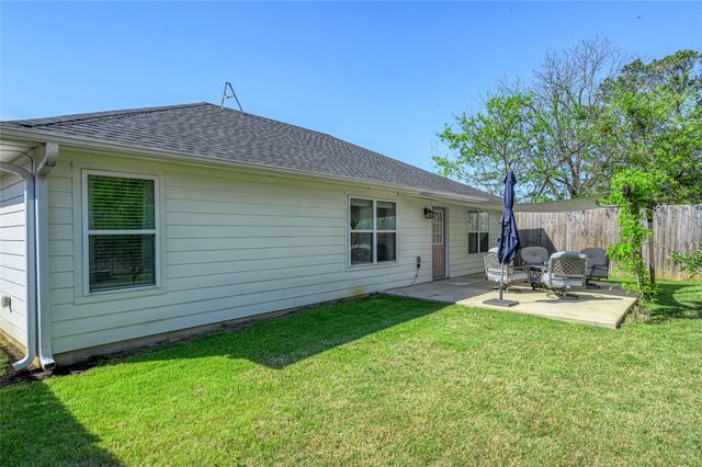 105 Thode Street, Whitesboro, TX 76273