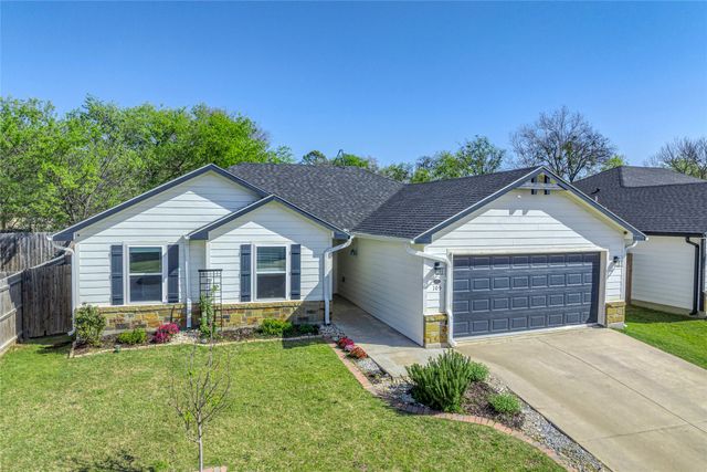 105 Thode Street, Whitesboro, TX 76273